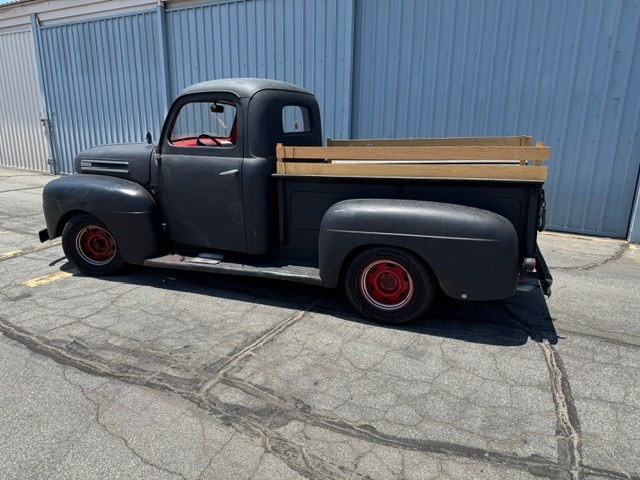 Ford-F1-1949-Standard-Cab-Pickup-7