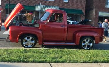 Ford-F1-1953-Red-Brown