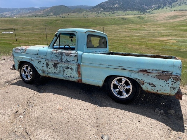 Ford-F100-1967-Standard-Cab-Pickup-10