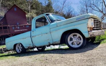 Ford-F100-1967-Standard-Cab-Pickup
