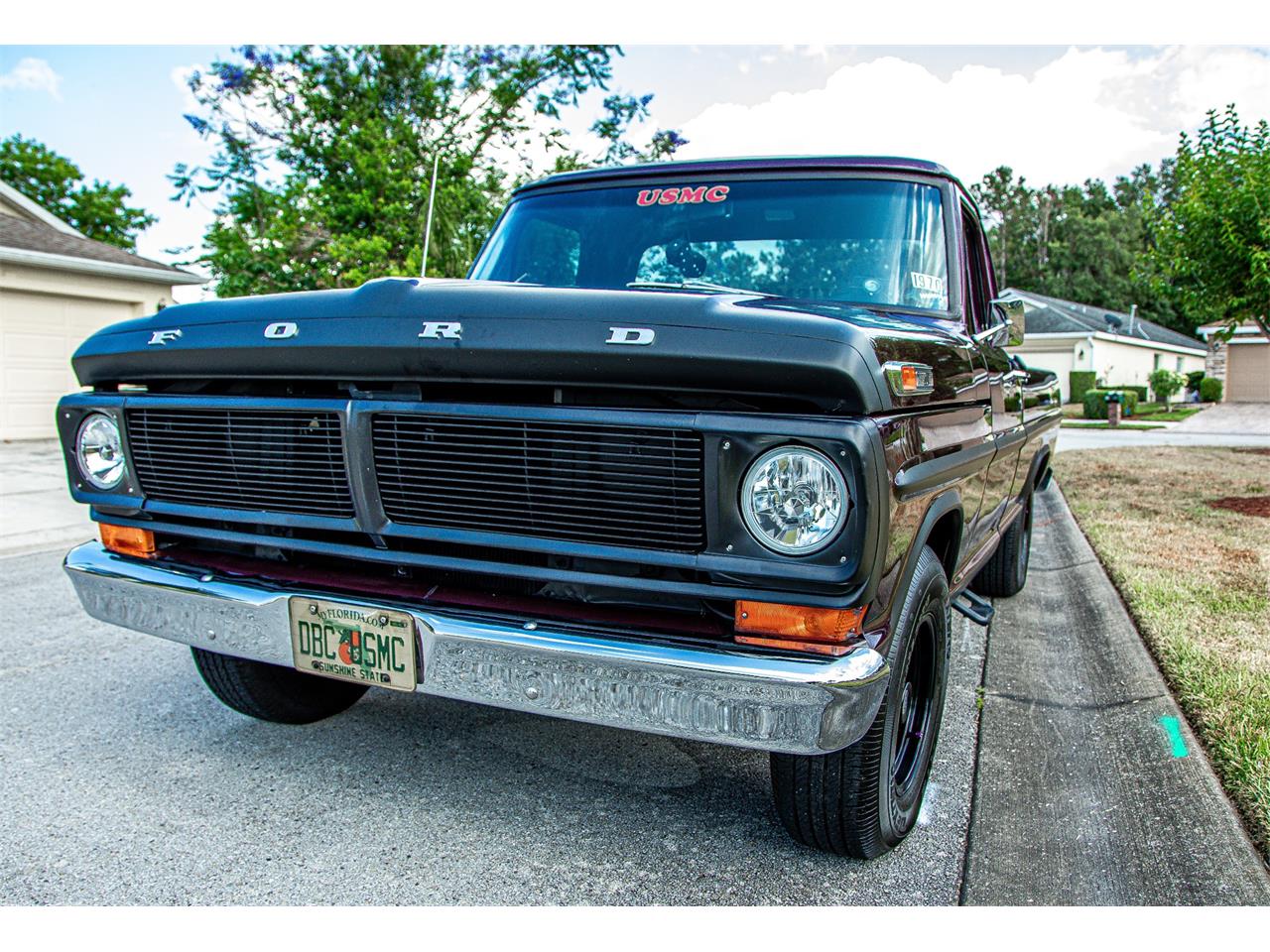 Ford-F100-1970-BLACK-CHERRY-PEARL-BURGUNDY-amp-SILVER-1