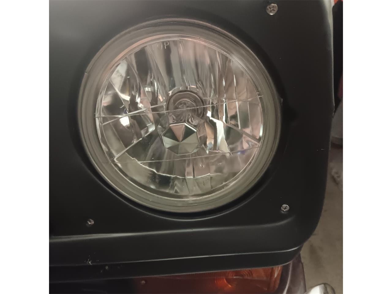 Ford-F100-1970-BLACK-CHERRY-PEARL-BURGUNDY-amp-SILVER-10