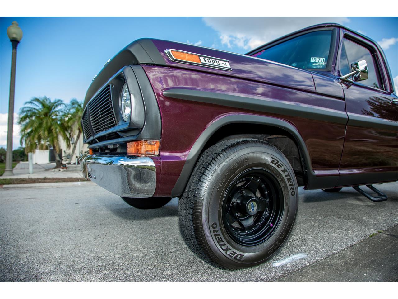 Ford-F100-1970-BLACK-CHERRY-PEARL-BURGUNDY-amp-SILVER-20