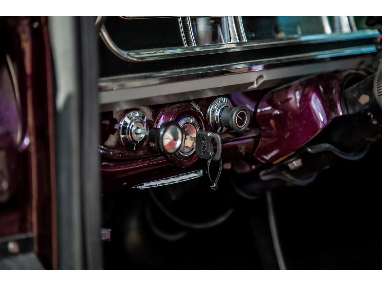 Ford-F100-1970-BLACK-CHERRY-PEARL-BURGUNDY-amp-SILVER-5