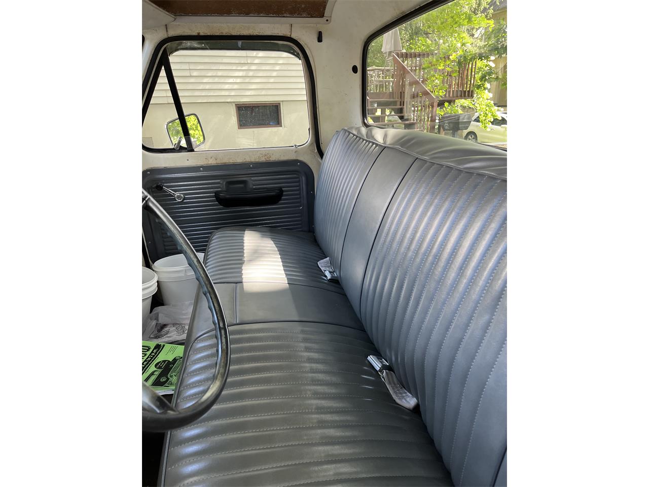 Ford-F100-1970-White-Blue-2