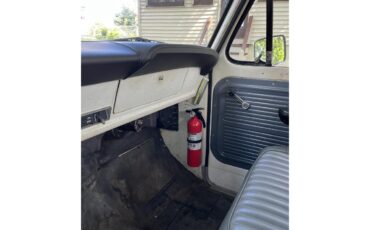 Ford-F100-1970-White-Blue-3