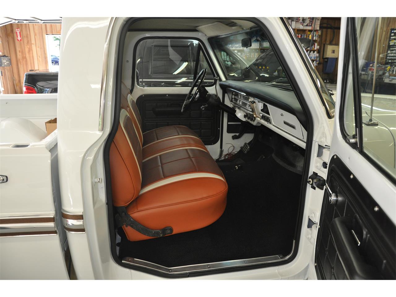 Ford-F100-1972-White-White-13