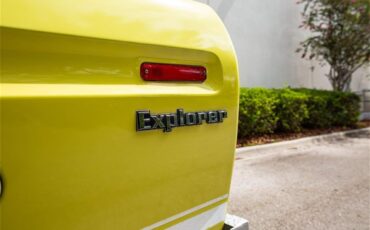 Ford-F100-1973-Lime-yellow-Yellow-black-9