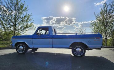 Ford-F100-1974-Blue-Brown