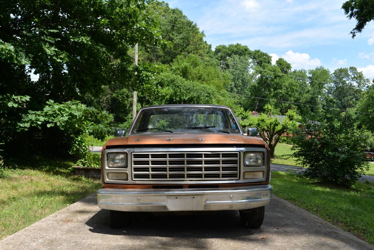 Ford-F100-1980-brown-10