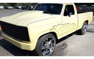 Ford-F100-1981-Yellow-Black