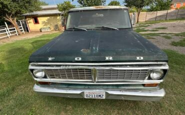 Ford-F100-custom-1970-2