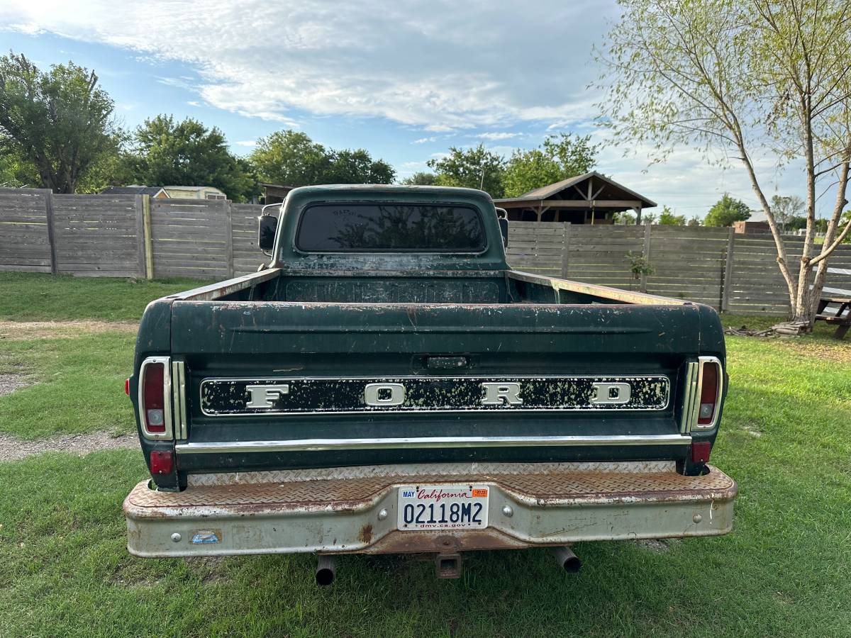 Ford-F100-custom-1970-6