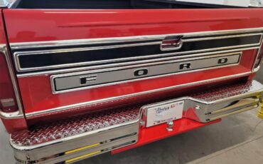 Ford-F150-1975-Red-Black-and-Red-14