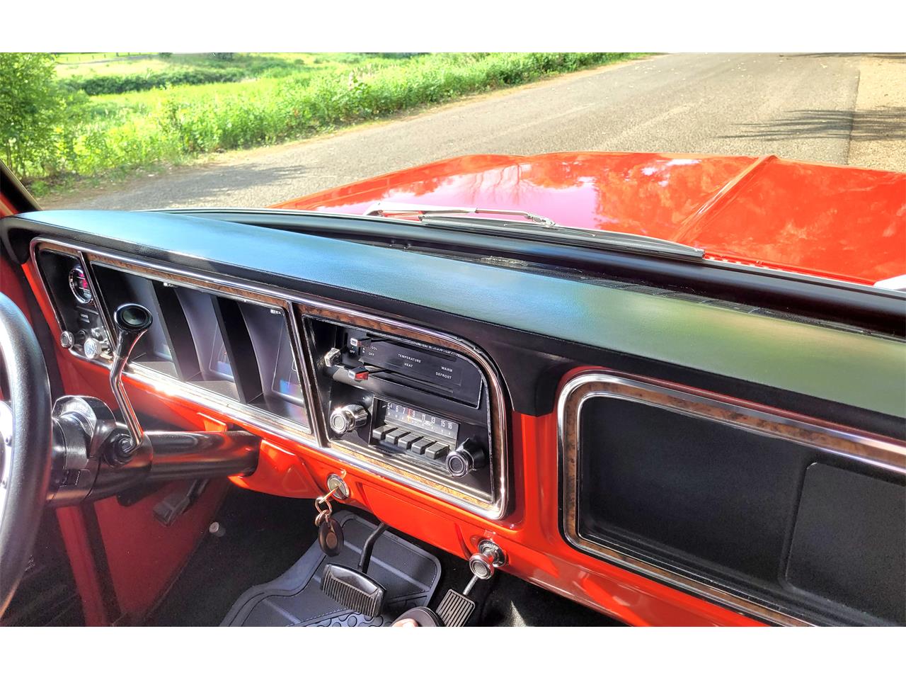 Ford-F150-1975-Red-Black-and-Red-23