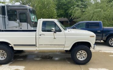 Ford-F150-1981-Off-White-Grey-11