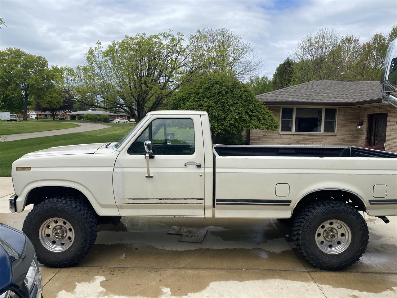 Ford-F150-1981-Off-White-Grey-13