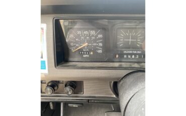 Ford-F150-1981-Off-White-Grey-4