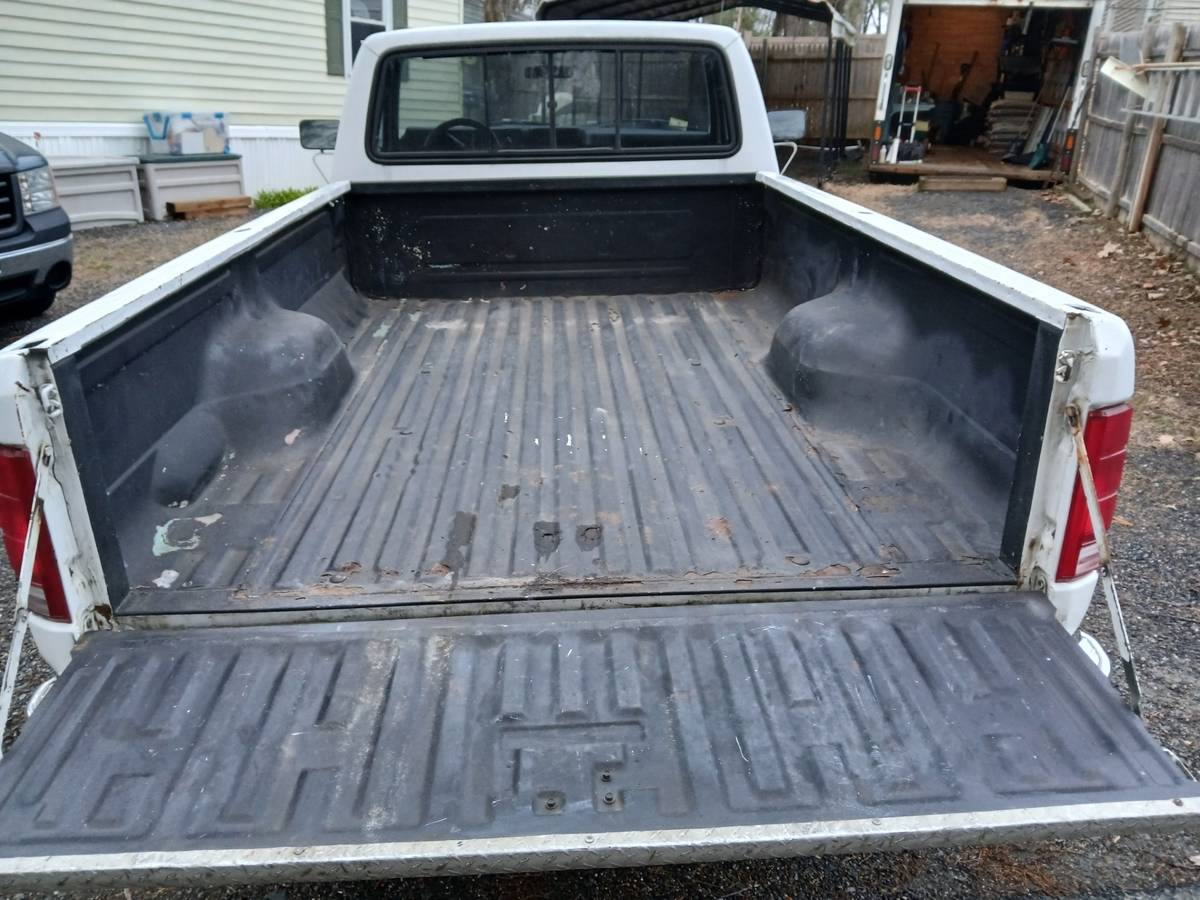 Ford-F150-1982-1