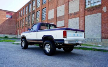Ford-F150-1984-Blue-amp-White-Blue-2