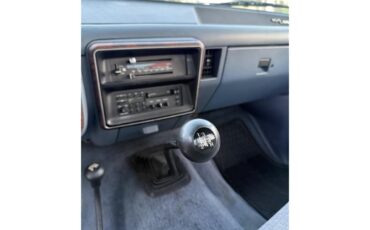 Ford-F150-1989-Colonial-White-Crystal-Blue-10