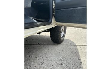 Ford-F150-1989-Colonial-White-Crystal-Blue-13