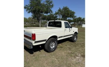 Ford-F150-1989-Colonial-White-Crystal-Blue-4