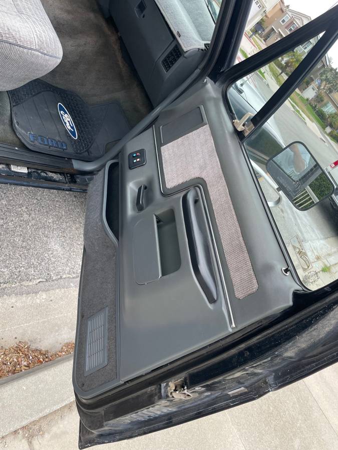 Ford-F150-1990-10