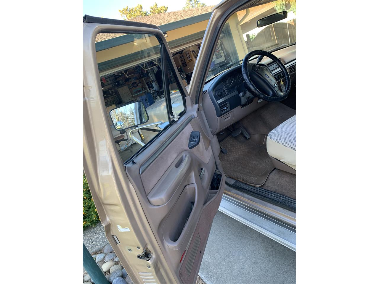 Ford-F150-1992-Gold-Tan-10