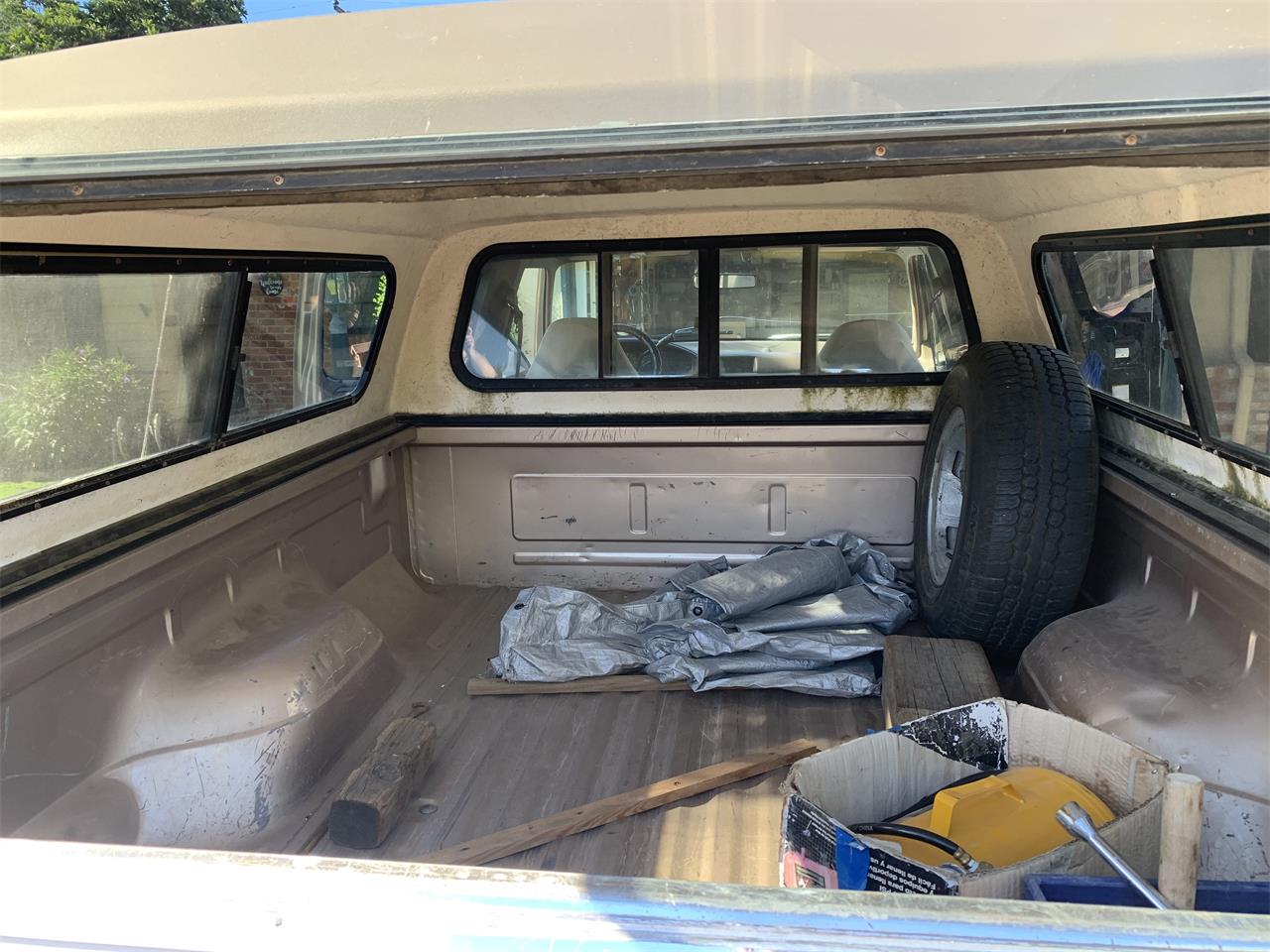 Ford-F150-1992-Gold-Tan-4