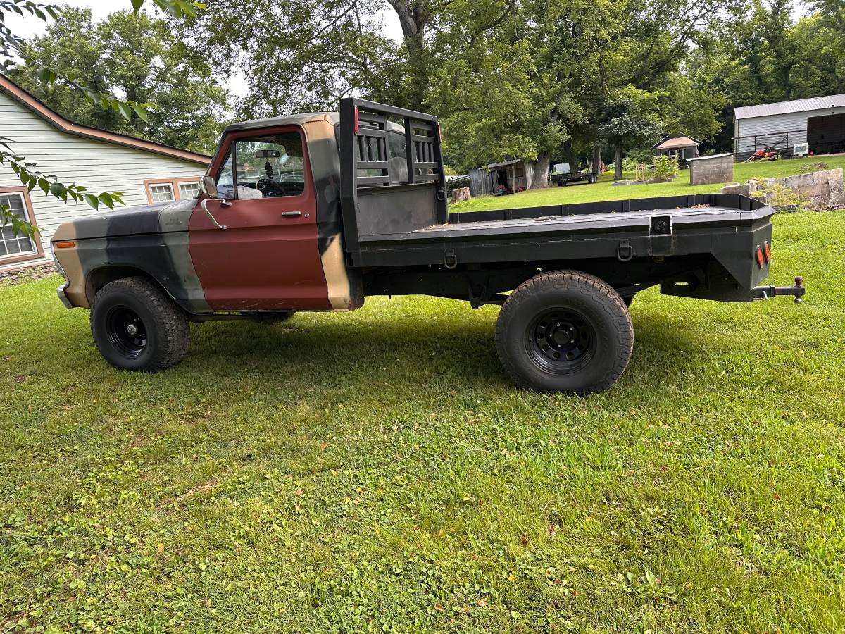 Ford-F150-4x4-1978-custom