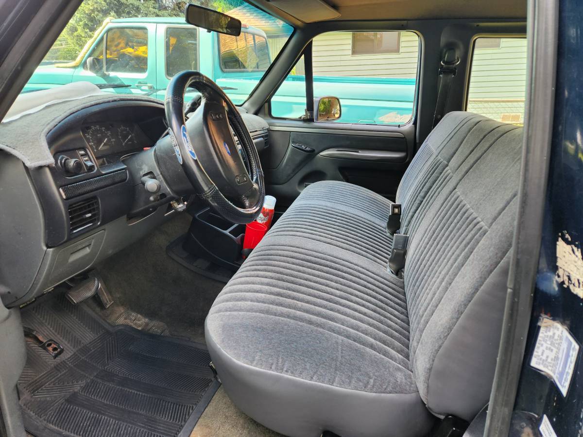 Ford-F150-extended-cab-1992-blue-1