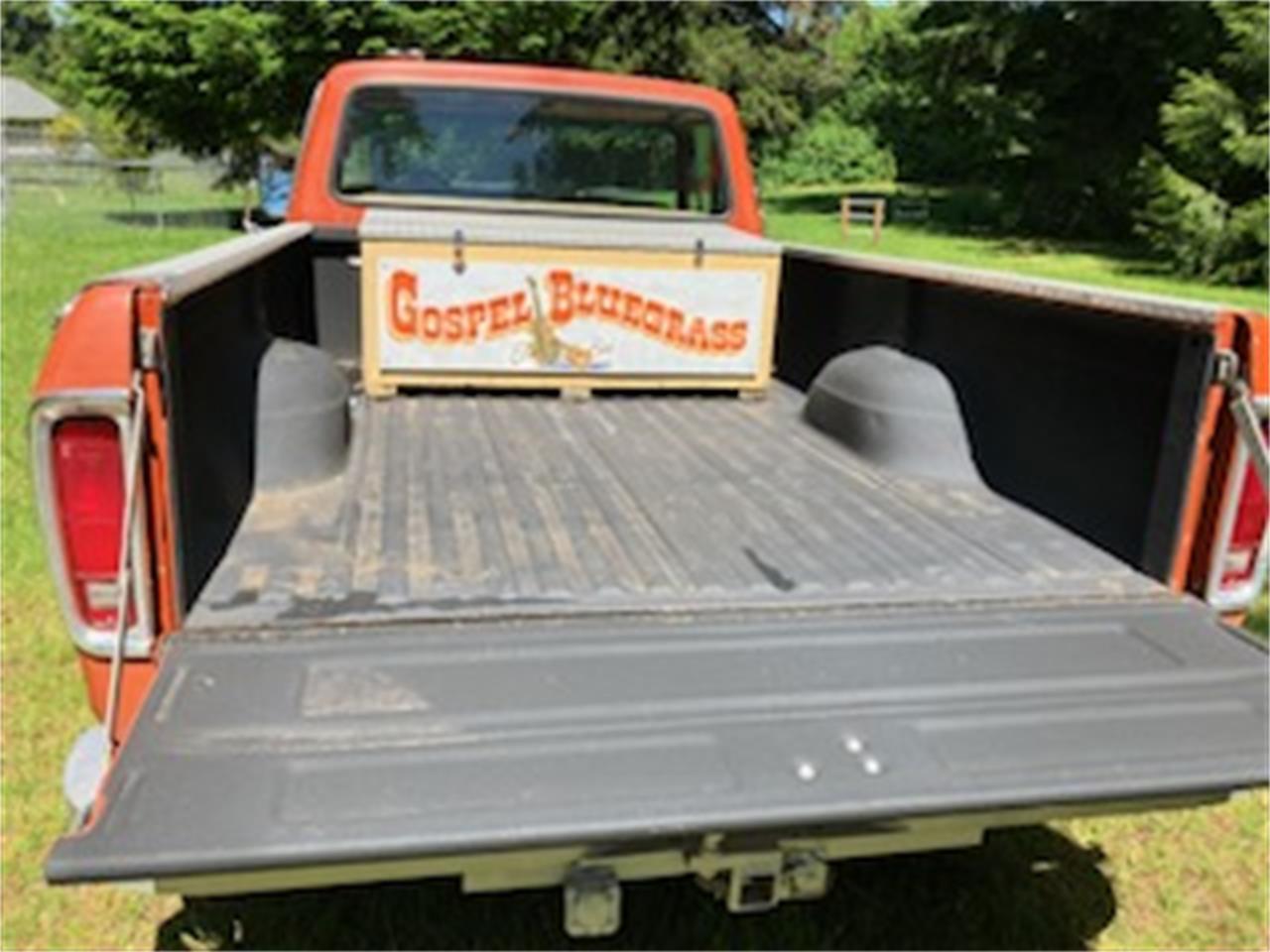 Ford-F250-1977-Orange-Tan-1