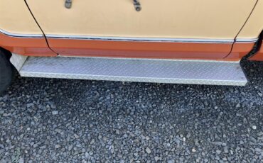 Ford-F250-1977-Orange-Tan-3