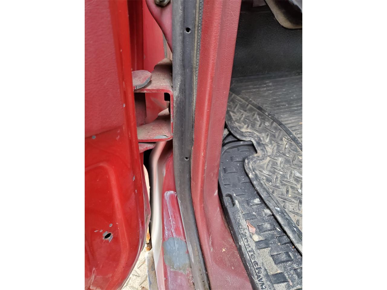 Ford-F250-1985-Red-amp-white-two-tone-Red-11