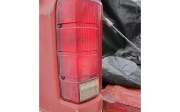 Ford-F250-1985-Red-amp-white-two-tone-Red-12