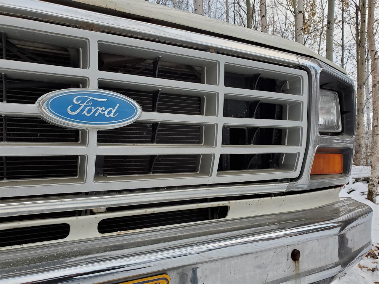 Ford-F250-1985-Red-amp-white-two-tone-Red-18