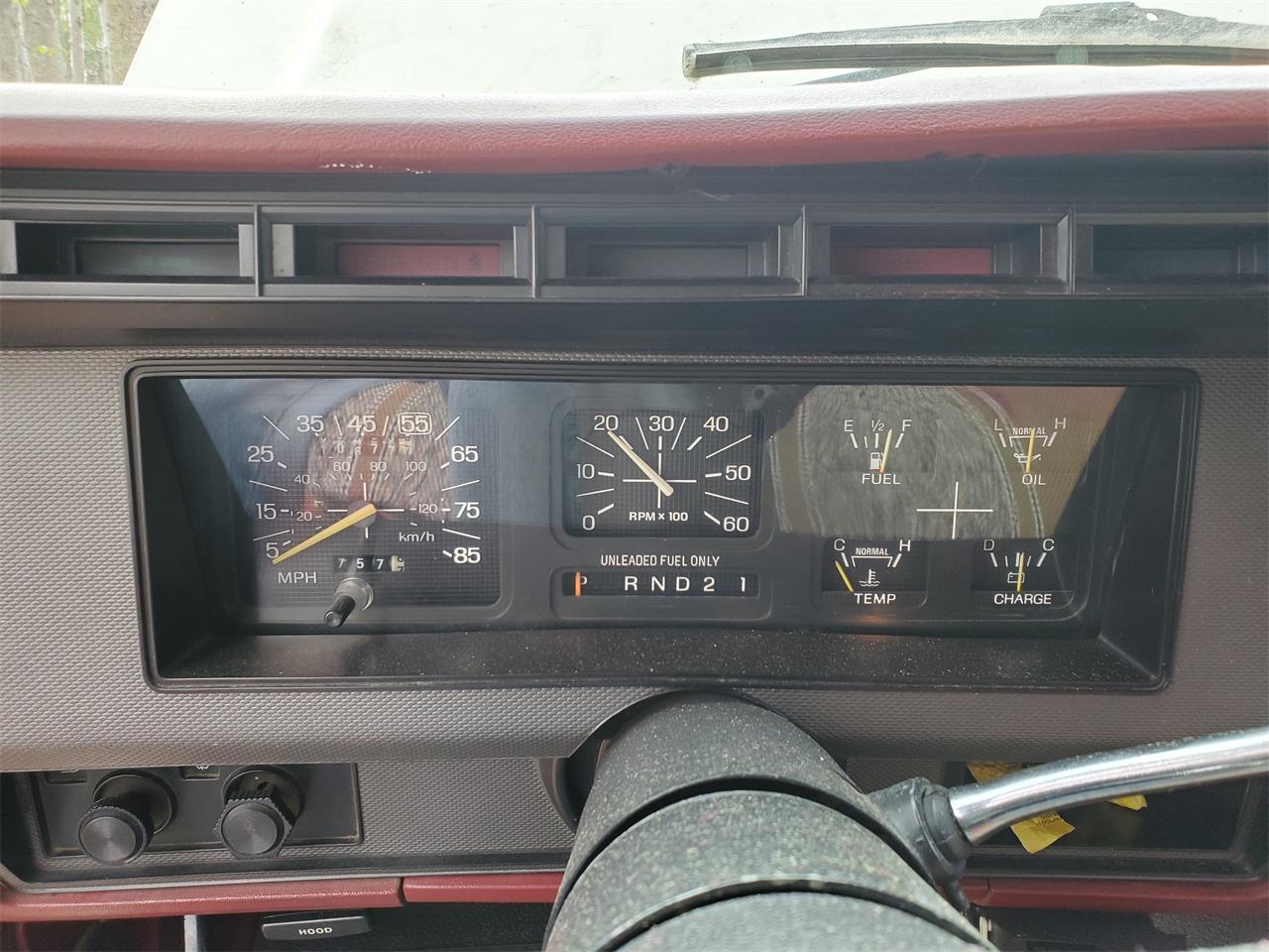 Ford-F250-1985-Red-amp-white-two-tone-Red-19