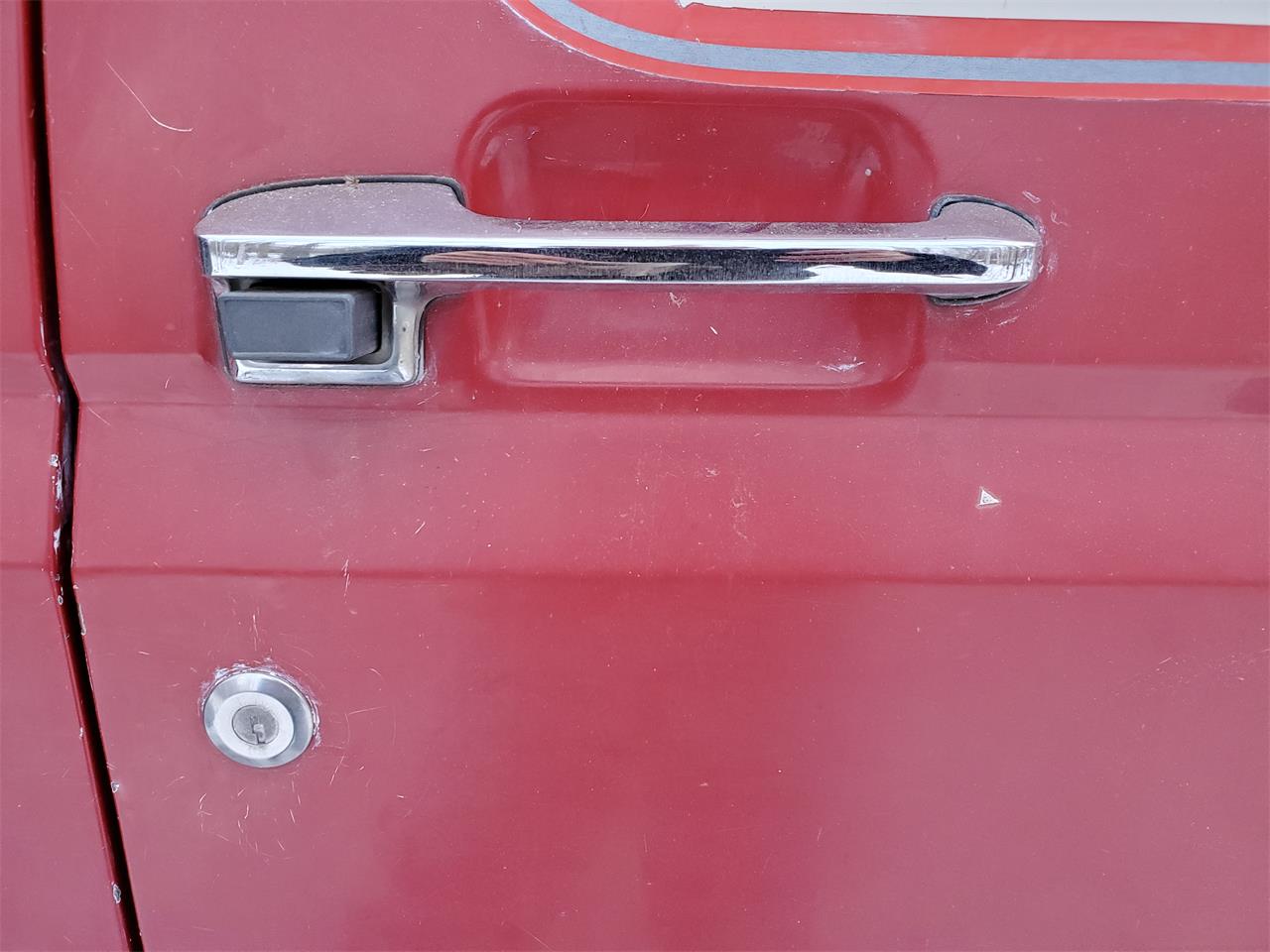 Ford-F250-1985-Red-amp-white-two-tone-Red-28