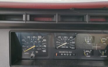 Ford-F250-1985-Red-amp-white-two-tone-Red-30