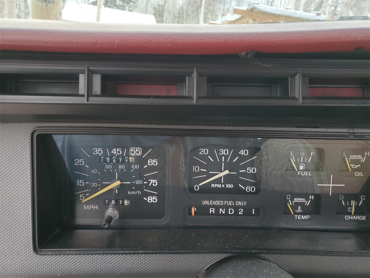 Ford-F250-1985-Red-amp-white-two-tone-Red-30