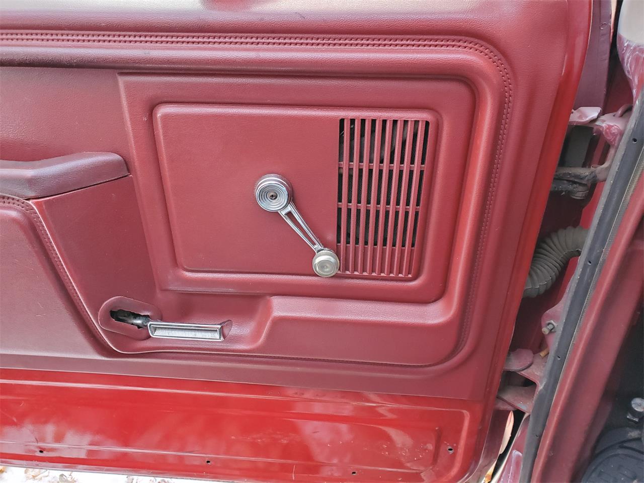 Ford-F250-1985-Red-amp-white-two-tone-Red-7