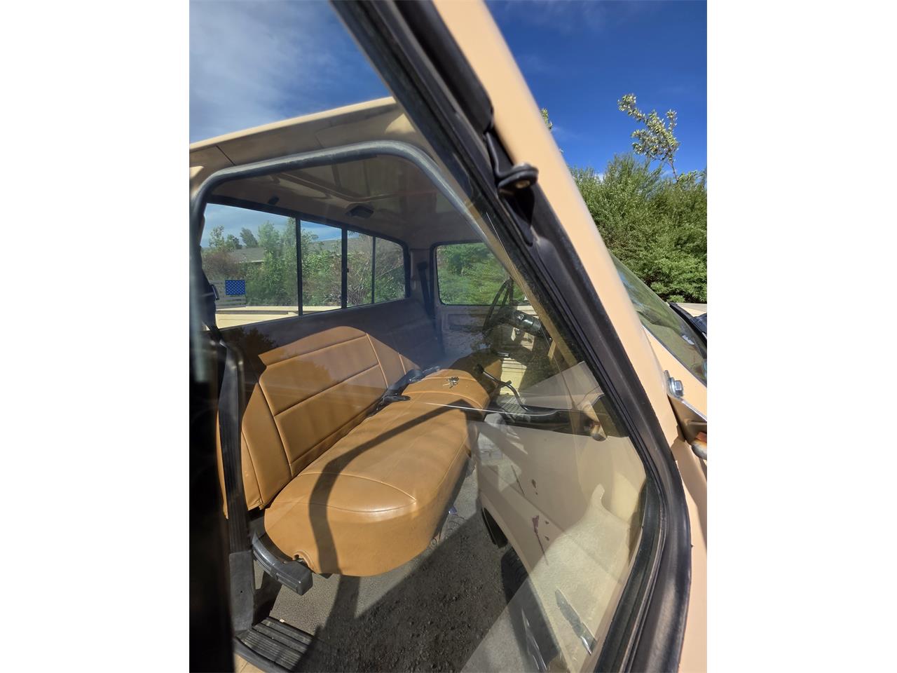 Ford-F250-1985-Tan-Tan-26