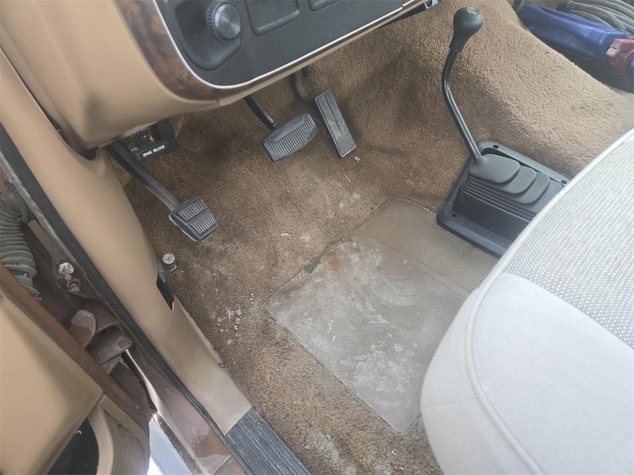 Ford-F250-1989-Brown-Tan-3