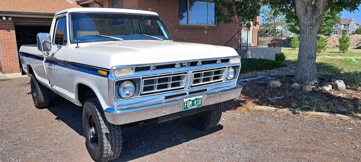 Ford-F250-4x4-1975-2