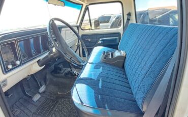Ford-F250-4x4-1975-9