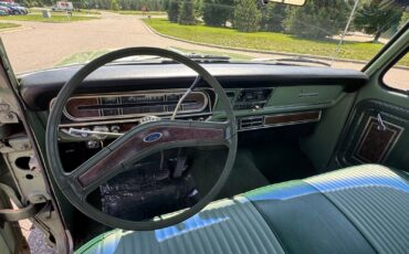 Ford-F250-Camper-Special-1971-Pickup-Truck-9