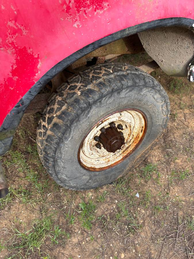 Ford-F250-diesel-1983-red-1