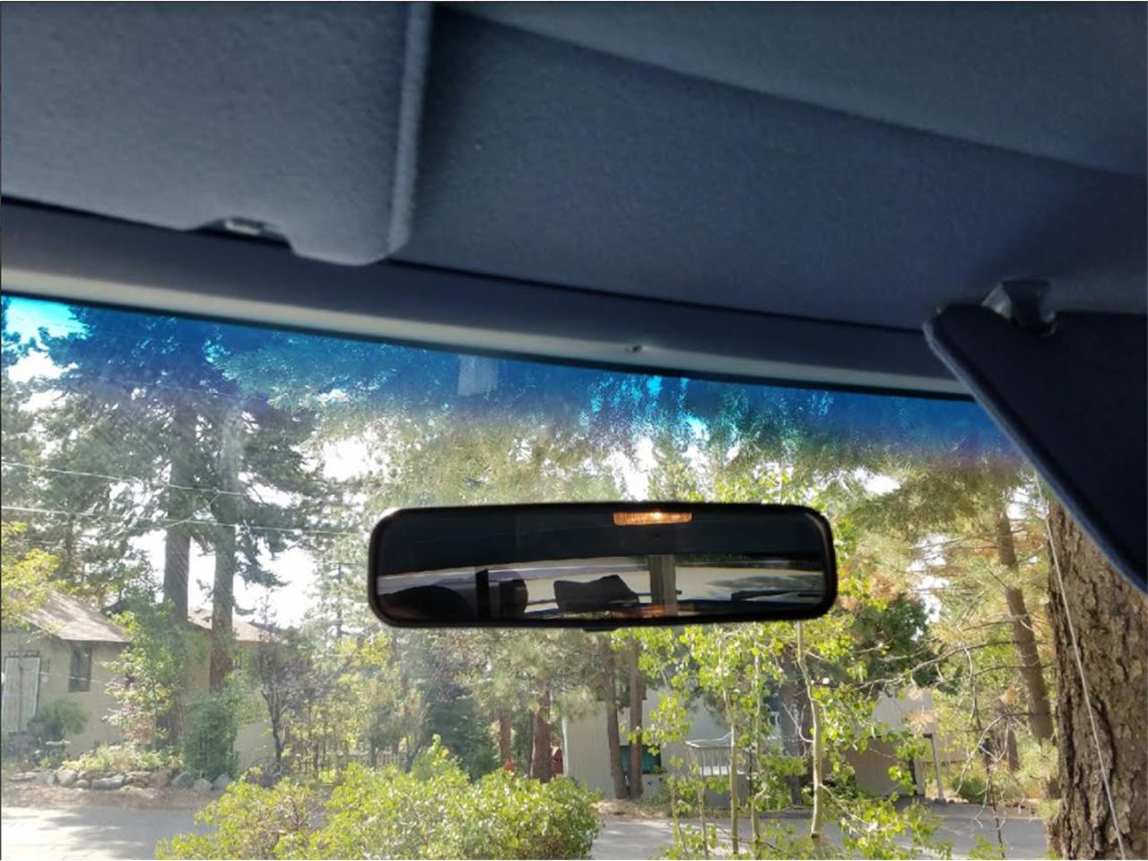 Ford-F250-lariat-1987-White-Blue-16