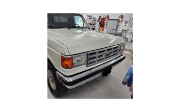 Ford-F250-lariat-1987-White-Blue-5
